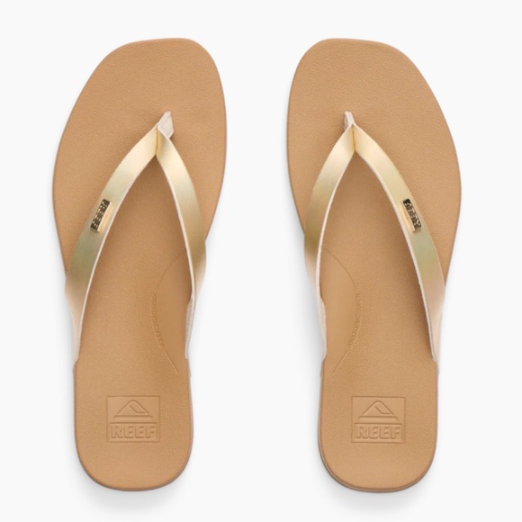 Reef Shoes - Reef Women's Cushion Court Flip Flops Iridescent Gold Sandals Size 9